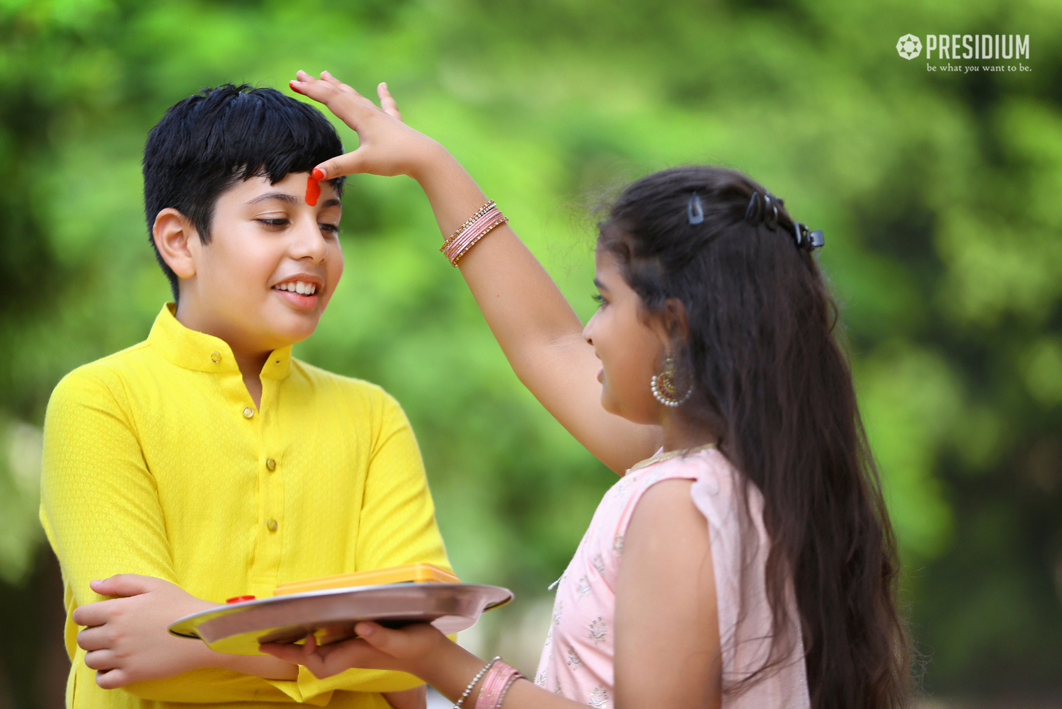 Presidium Gurgaon-57, PRESIDIANS WEAVE THE ESSENCE OF RAKHI WITH HEARTFELT JOY,PRESIDIUM GURUGRAM -57